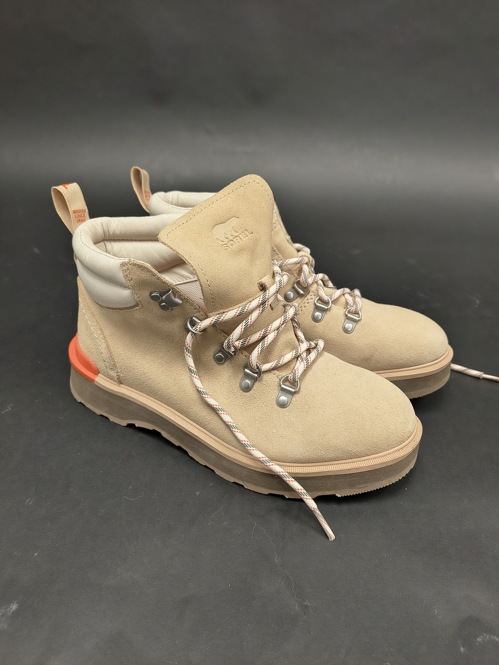 Sorel Women's Beige Suede Hiking Boots S.9
